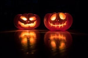 🎃 LowellHauntedHouses.com Halloween Weekend Guide: Oct 10-13 👻